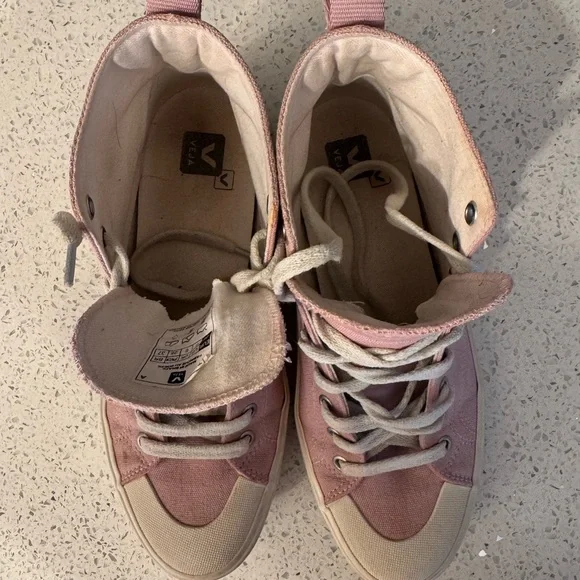 Veja Pink High-Top Canvas Sneakers with Cream Accents - Picture 4 of 11